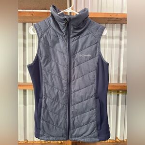 Columbia Charcoal/Dk purple Full-Zip vest. Women’s medium.